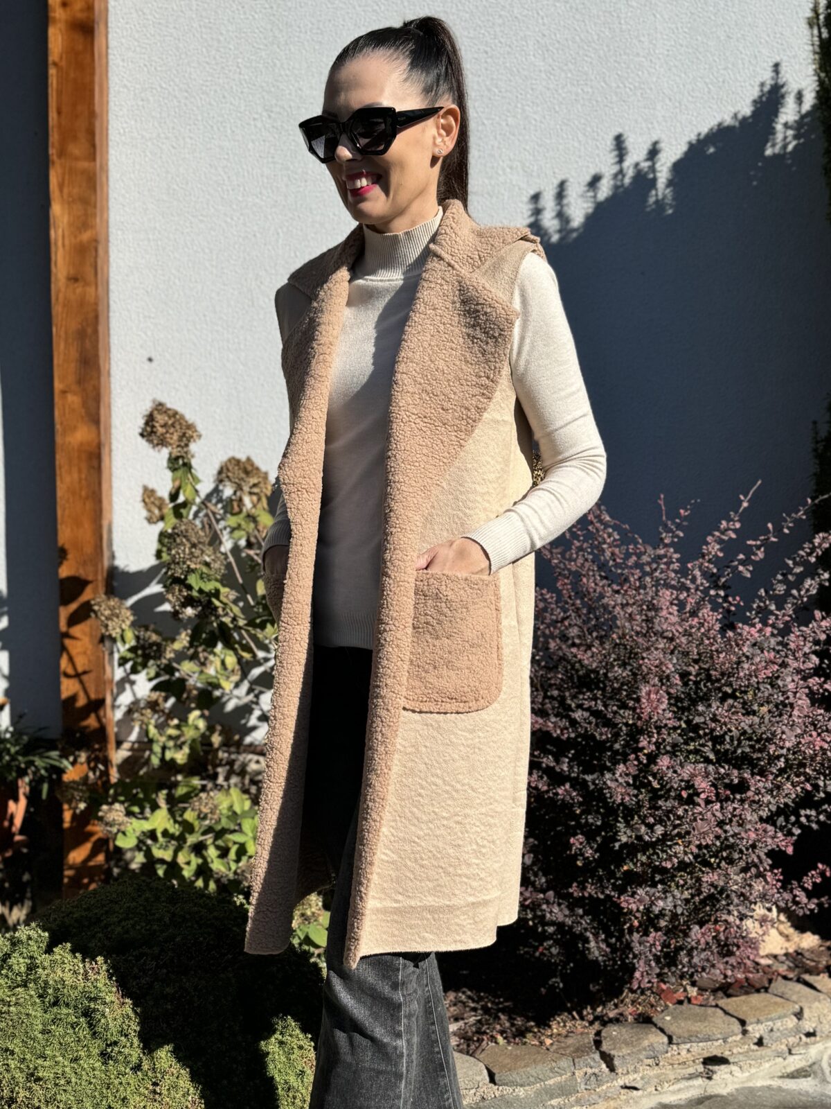 Dámska vesta Evie béžová - Image 2